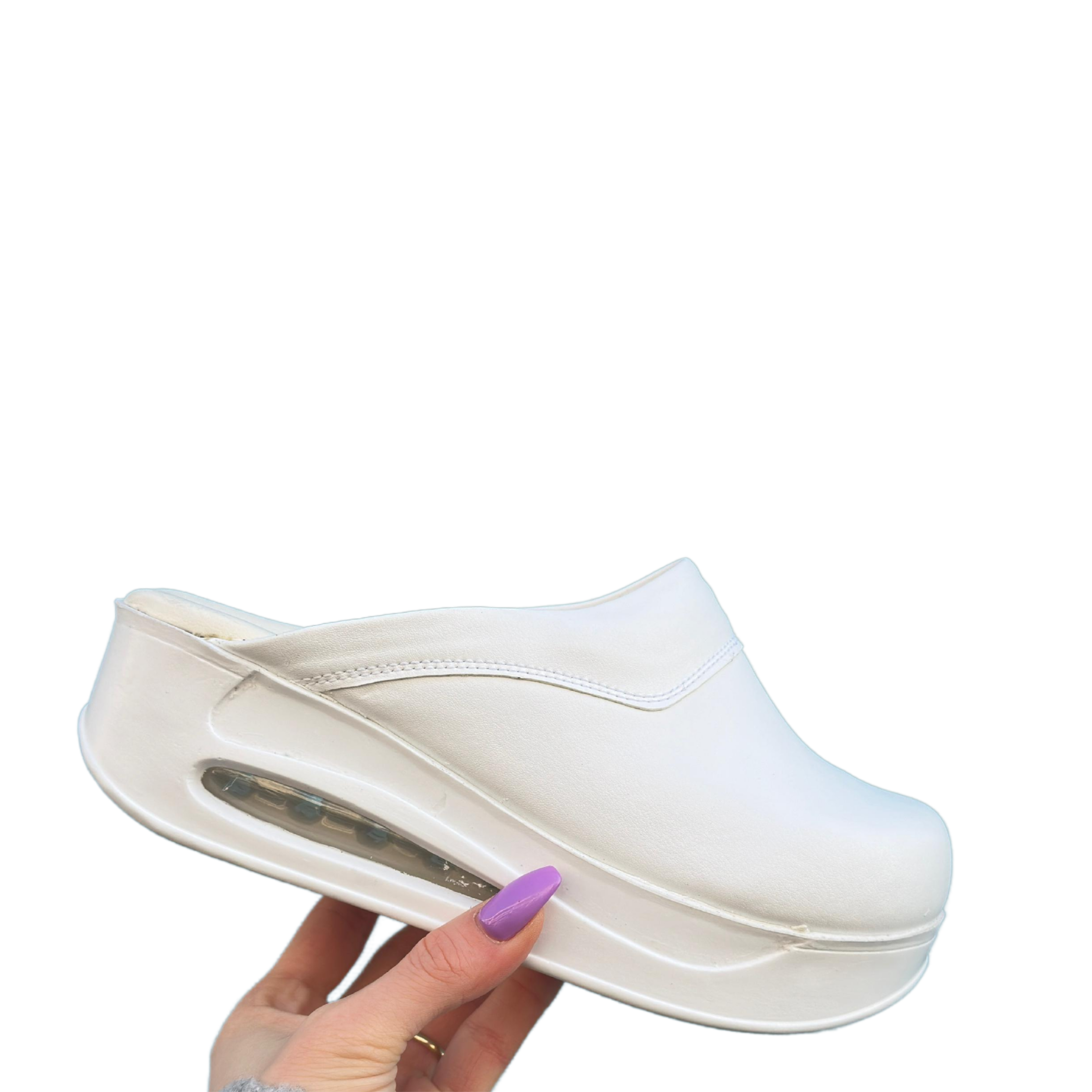 Airmeds Clogs Solid White